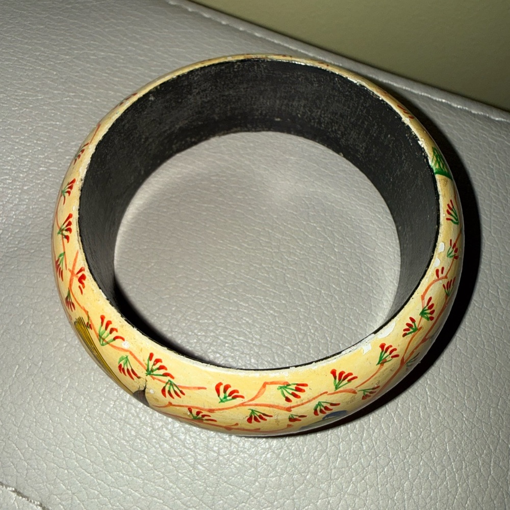 Hand-Painted Bangle Bracelet with Blue and Green Bird Motif - Picture 7 of 9